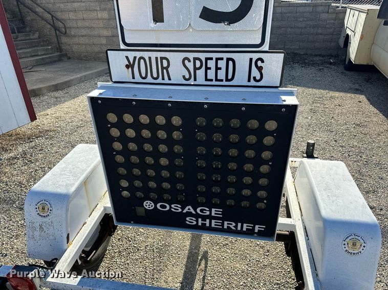 image for item EH6560 2010 K&K System radar trailer