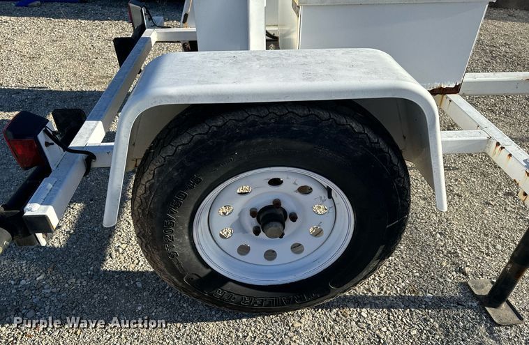 image for item EH6560 2010 K&K System radar trailer