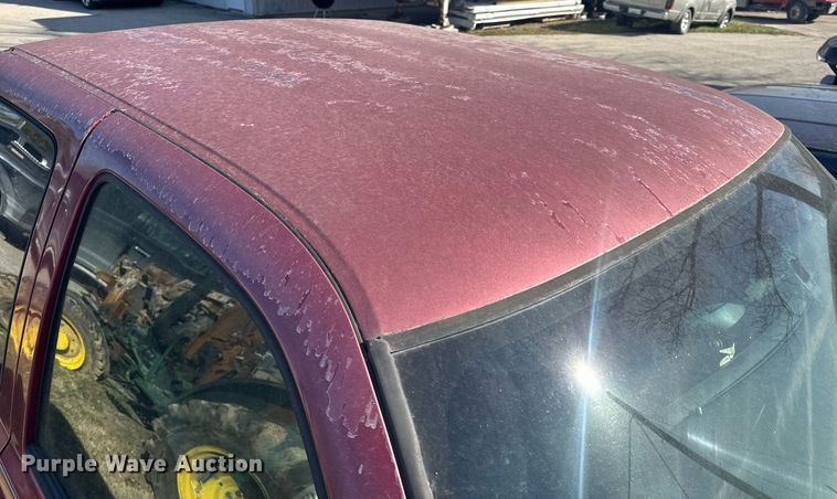 image for item EH6563 2004 Chevrolet Silverado 1500 Ext. Cab pickup truck