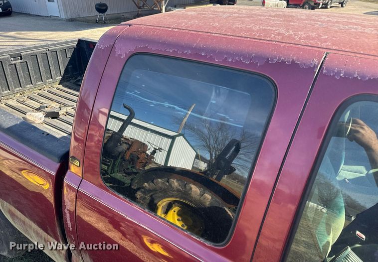 image for item EH6563 2004 Chevrolet Silverado 1500 Ext. Cab pickup truck