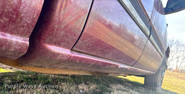 image for item EH6563 2004 Chevrolet Silverado 1500 Ext. Cab pickup truck