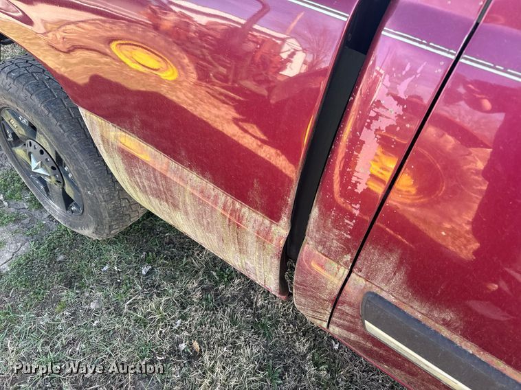 image for item EH6563 2004 Chevrolet Silverado 1500 Ext. Cab pickup truck