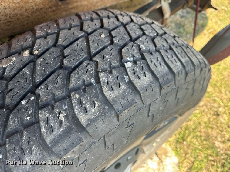 image for item EH6563 2004 Chevrolet Silverado 1500 Ext. Cab pickup truck