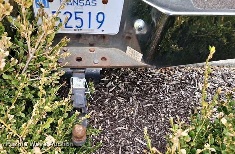 image for item EI3614 1992 Ford F250 pickup truck