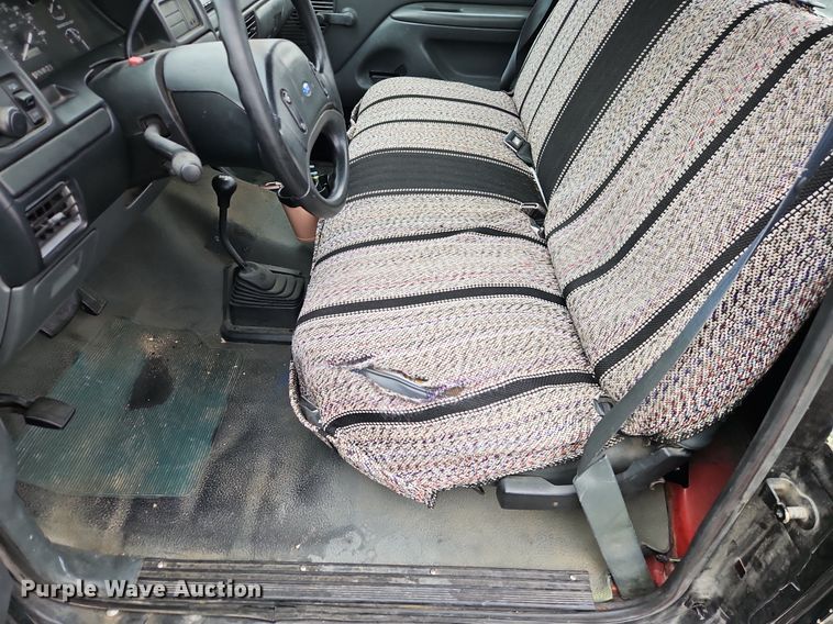 image for item EI3614 1992 Ford F250 pickup truck