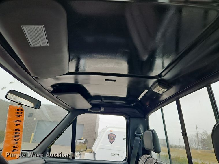 image for item EI3614 1992 Ford F250 pickup truck