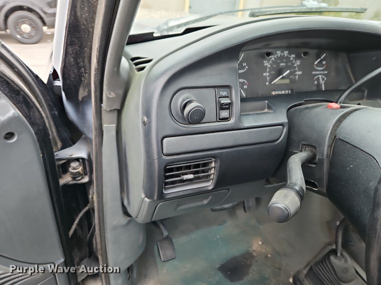 image for item EI3614 1992 Ford F250 pickup truck