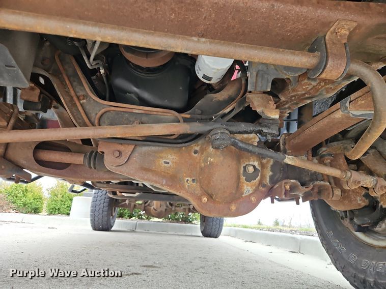 image for item EI3614 1992 Ford F250 pickup truck