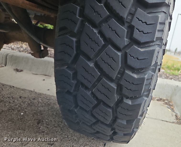 image for item EI3614 1992 Ford F250 pickup truck