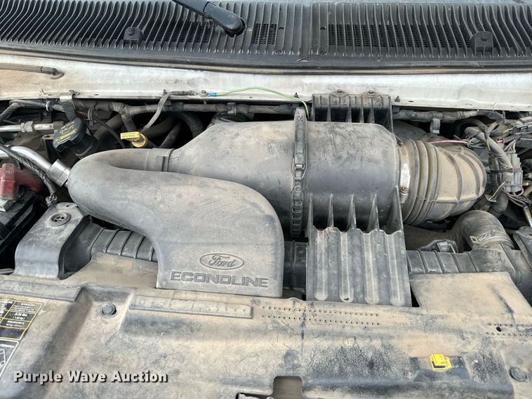 image for item EJ0288 2010 Ford E450 shuttle bus