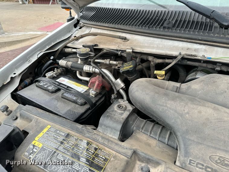 image for item EJ0288 2010 Ford E450 shuttle bus