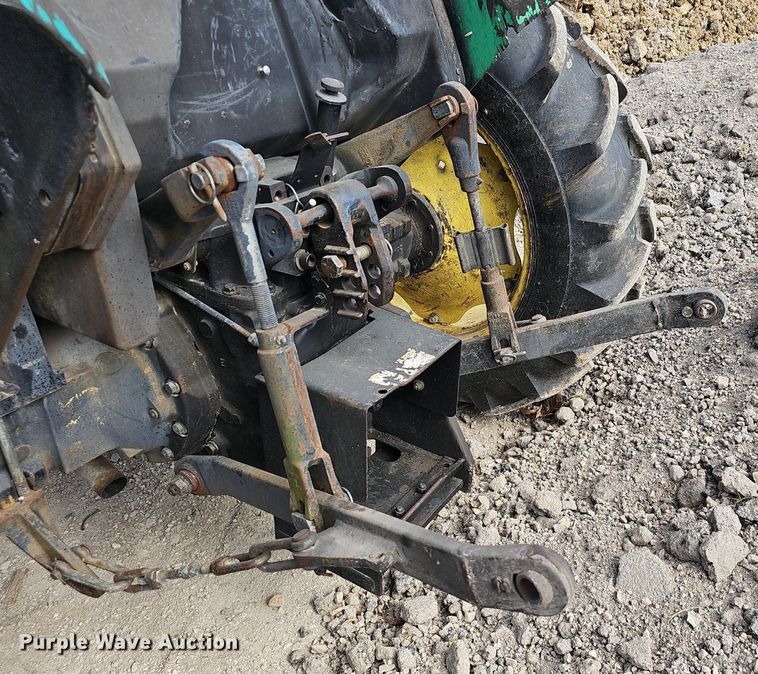 image for item EJ5996 1998 John Deere 5210 tractor