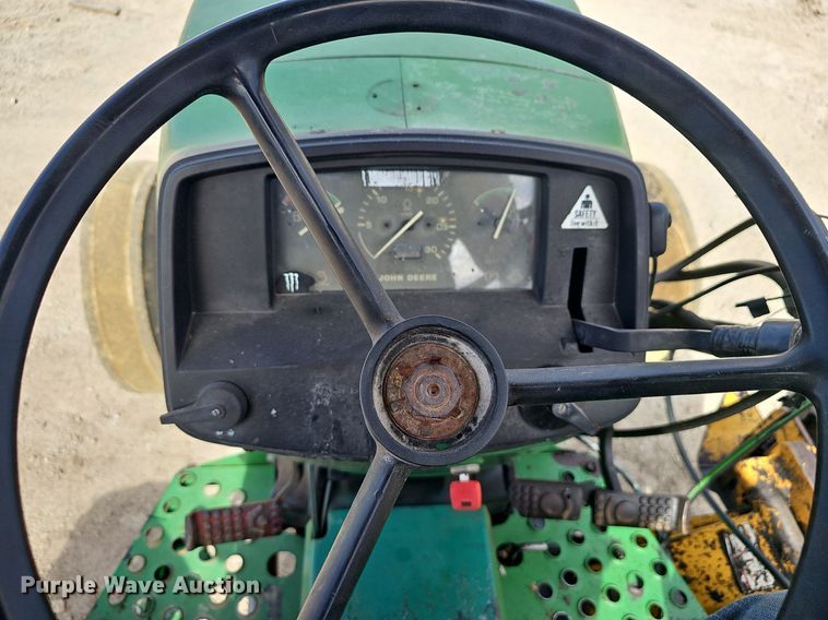 image for item EJ5996 1998 John Deere 5210 tractor