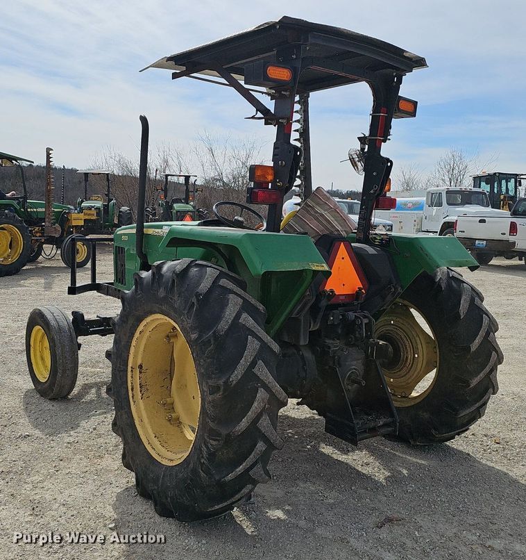 image for item EJ5997 2004 John Deere 5103 tractor