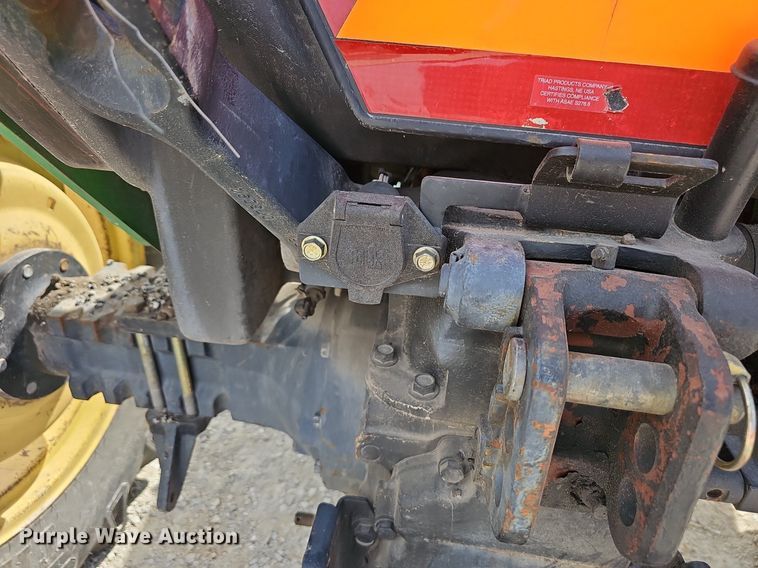 image for item EJ5997 2004 John Deere 5103 tractor