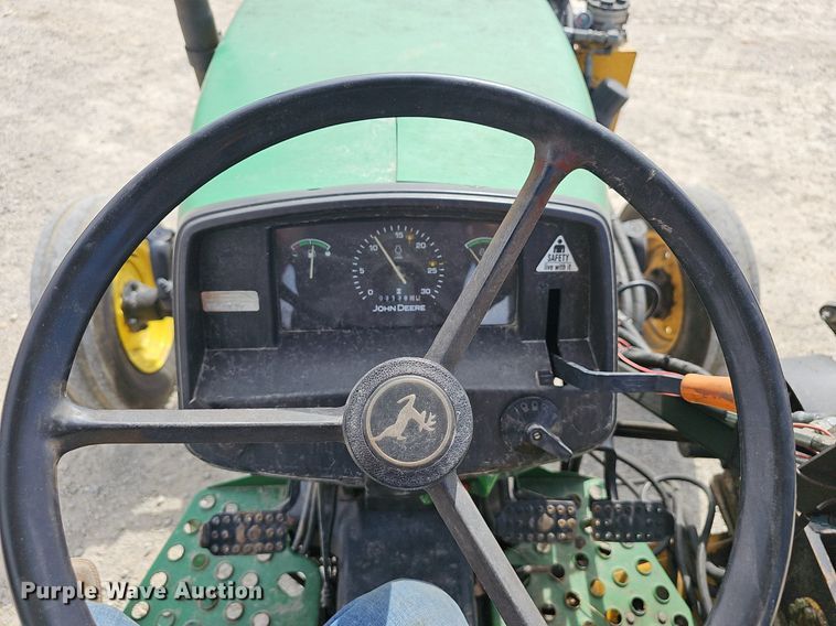 image for item EJ5997 2004 John Deere 5103 tractor
