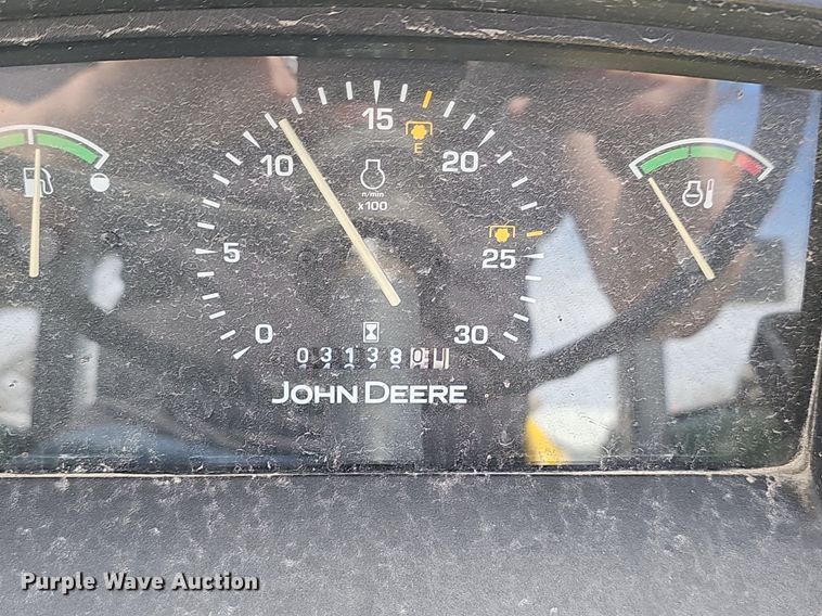 image for item EJ5997 2004 John Deere 5103 tractor