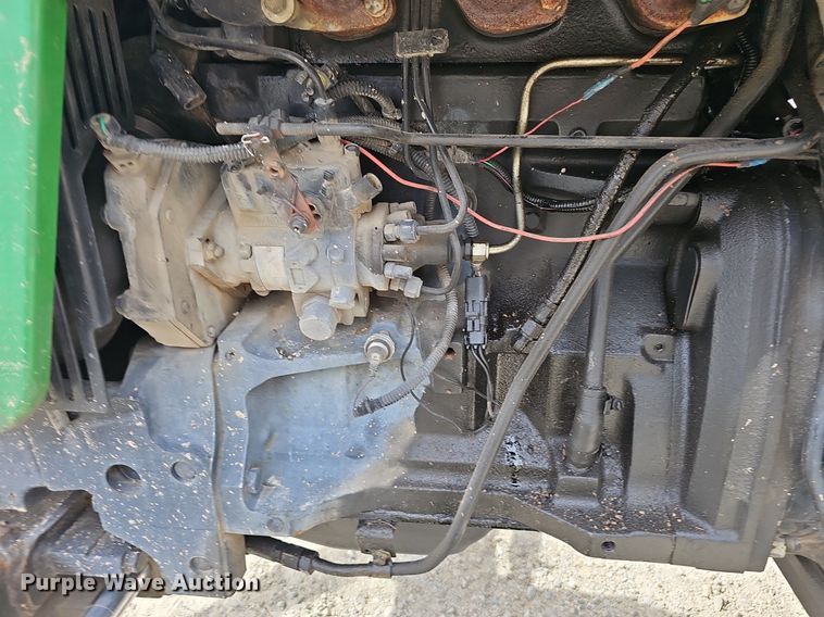 image for item EJ5997 2004 John Deere 5103 tractor