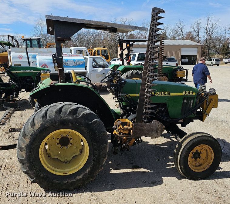 image for item EJ5998 1998 John Deere 5210 tractor