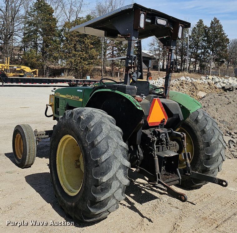 image for item EJ5998 1998 John Deere 5210 tractor