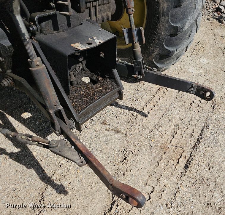 image for item EJ5998 1998 John Deere 5210 tractor