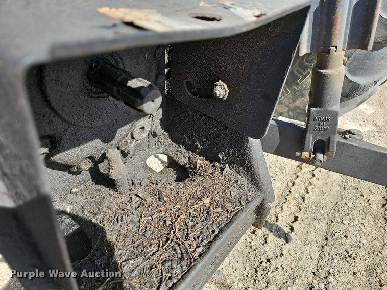 image for item EJ5998 1998 John Deere 5210 tractor