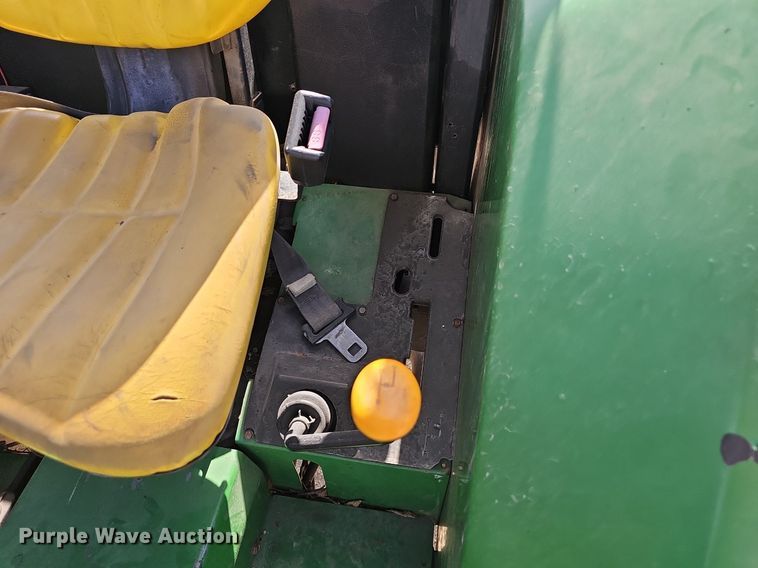 image for item EJ5998 1998 John Deere 5210 tractor