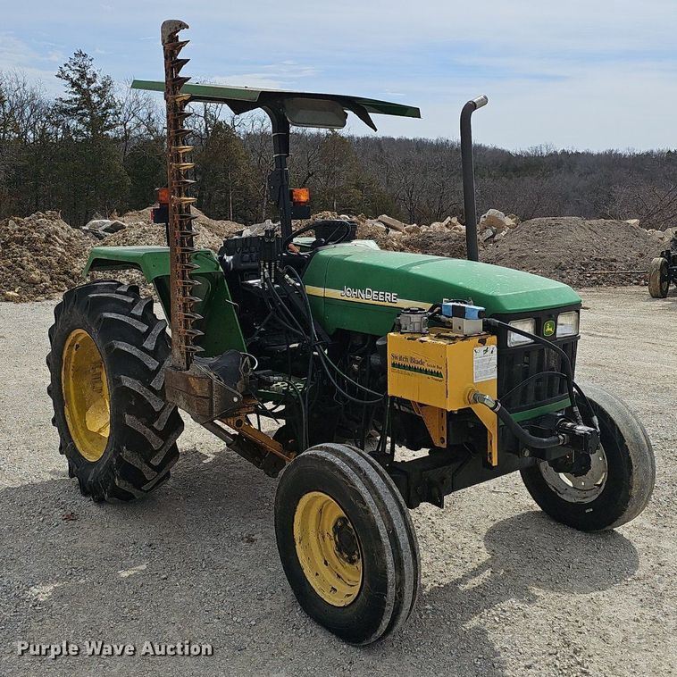 image for item EJ5999 2005 John Deere 5103 tractor