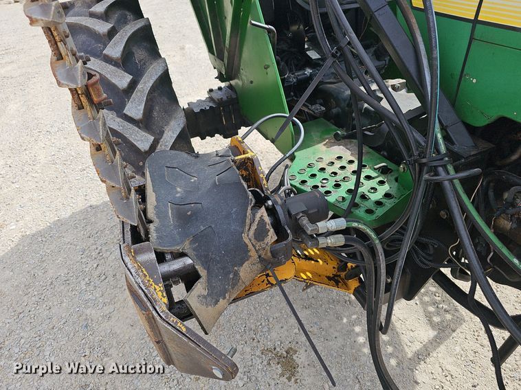 image for item EJ5999 2005 John Deere 5103 tractor