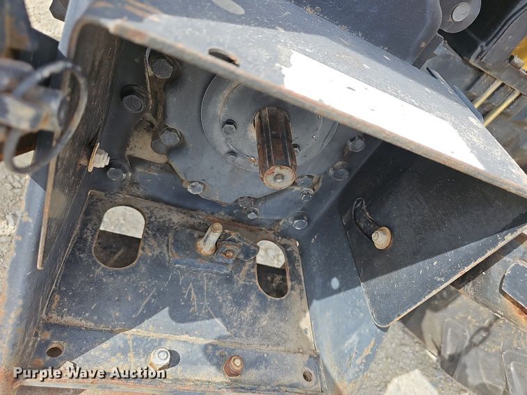 image for item EJ5999 2005 John Deere 5103 tractor