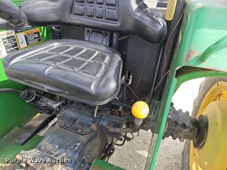 image for item EJ5999 2005 John Deere 5103 tractor