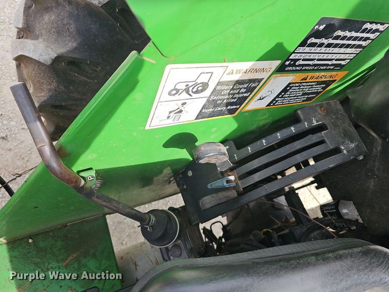 image for item EJ5999 2005 John Deere 5103 tractor