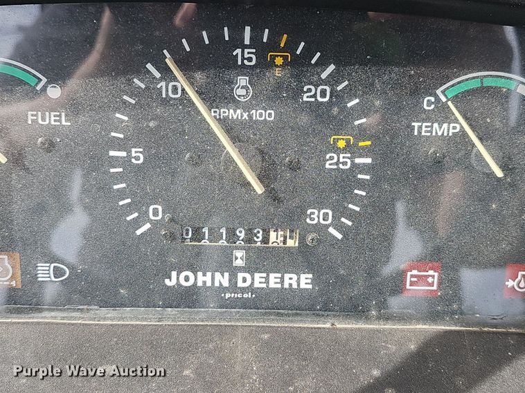 image for item EJ5999 2005 John Deere 5103 tractor