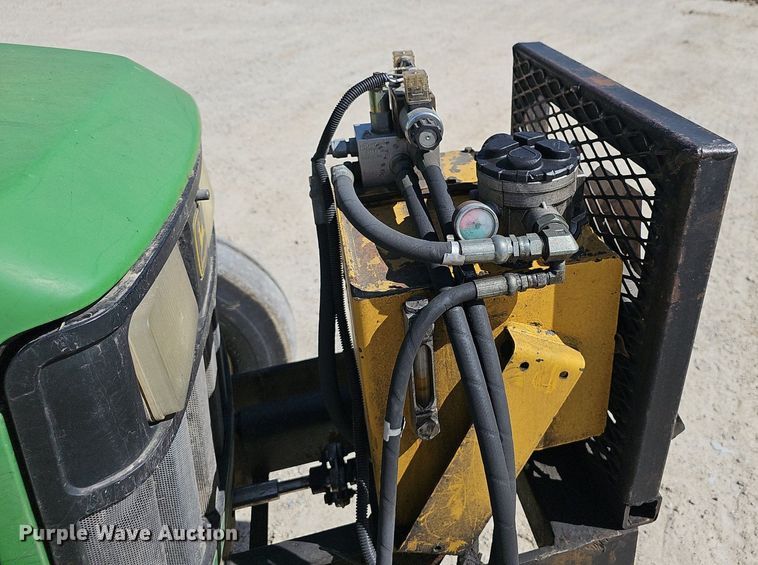 image for item EJ6000 2001 John Deere 5210 tractor