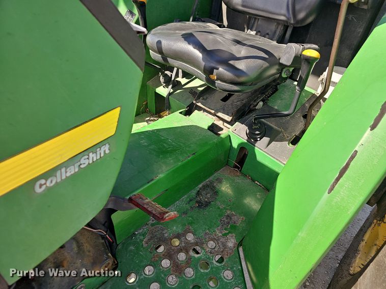 image for item EJ6000 2001 John Deere 5210 tractor