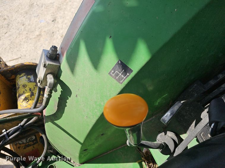 image for item EJ6000 2001 John Deere 5210 tractor