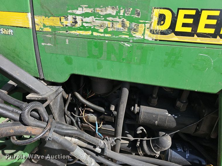 image for item EJ6000 2001 John Deere 5210 tractor