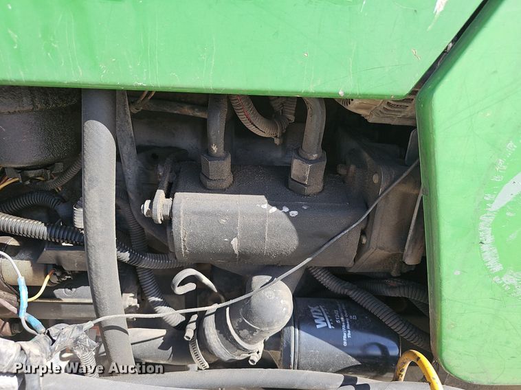 image for item EJ6000 2001 John Deere 5210 tractor