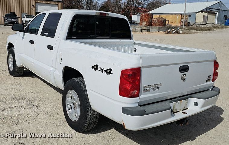 image for item EJ6001 2007 Dodge Dakota SLT Quad Cab pickup truck