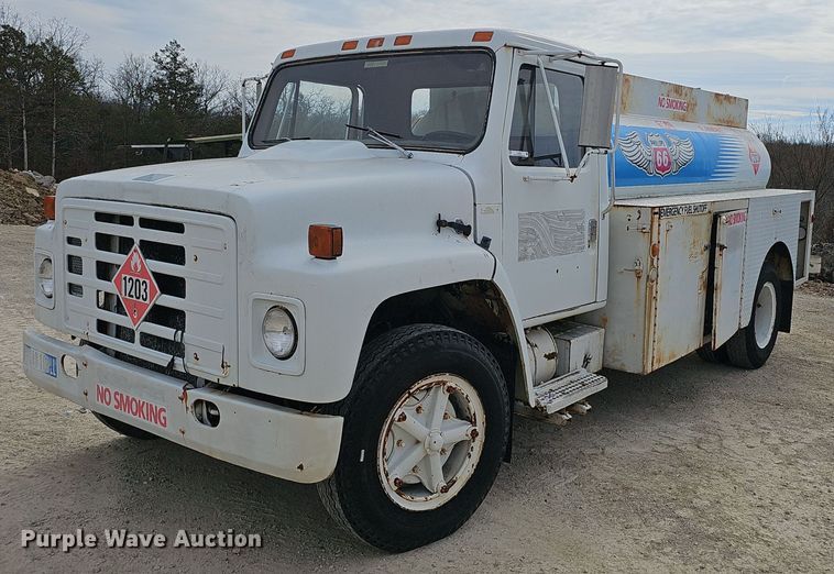 image for item EJ6003 1983 International 1754 fuel truck
