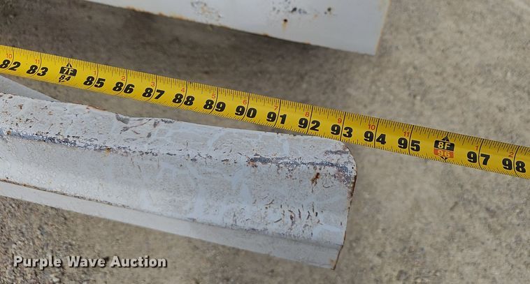 image for item EJ6003 1983 International 1754 fuel truck