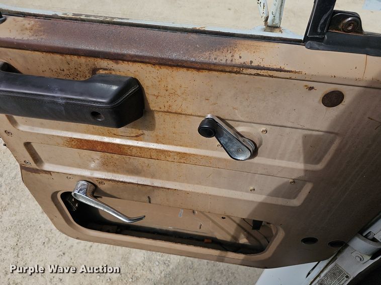 image for item EJ6003 1983 International 1754 fuel truck