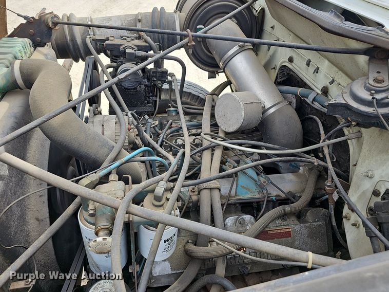 image for item EJ6003 1983 International 1754 fuel truck