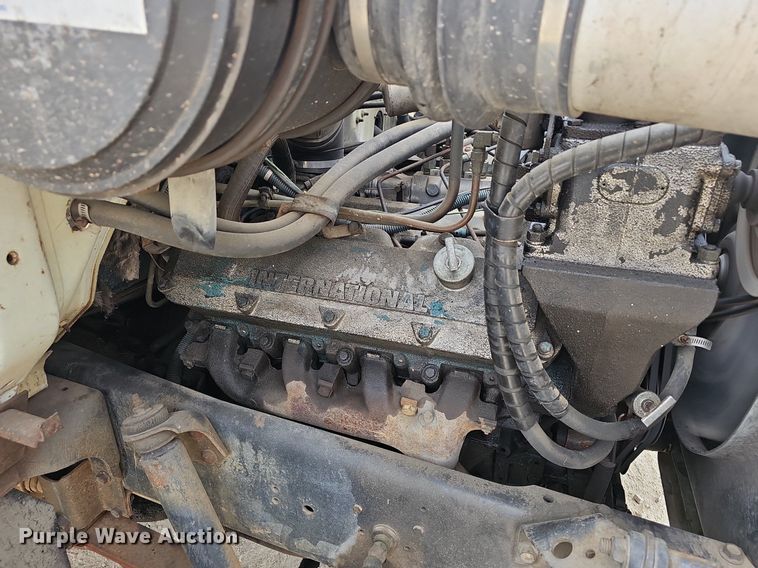 image for item EJ6003 1983 International 1754 fuel truck