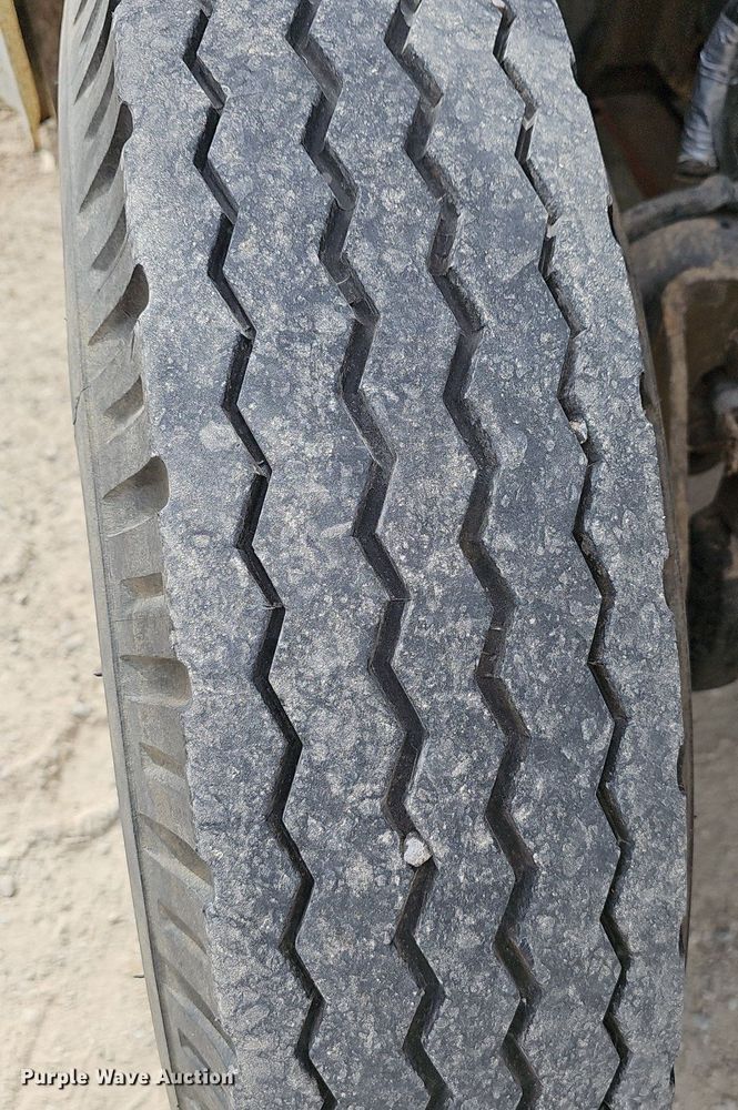 image for item EJ6003 1983 International 1754 fuel truck