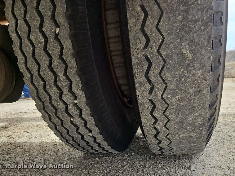 image for item EJ6003 1983 International 1754 fuel truck