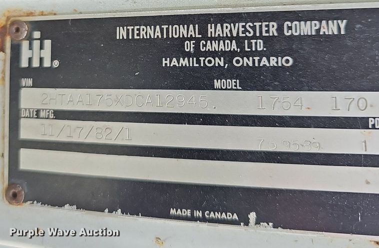 image for item EJ6003 1983 International 1754 fuel truck