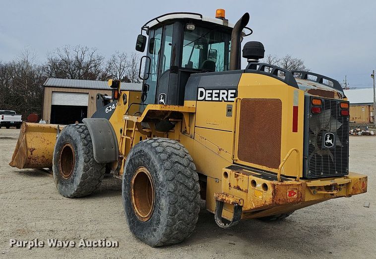 image for item EJ6004 2005 John Deere 624J wheel loader