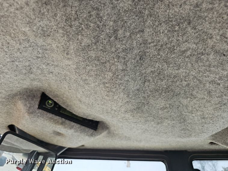 image for item EJ6004 2005 John Deere 624J wheel loader