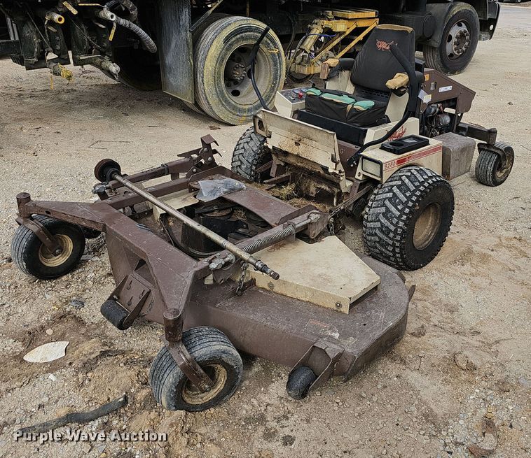 image for item EJ6005 Grasshopper  928D ZTR lawn mower